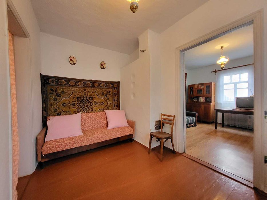 Продаж чистої та охайної частини будинку