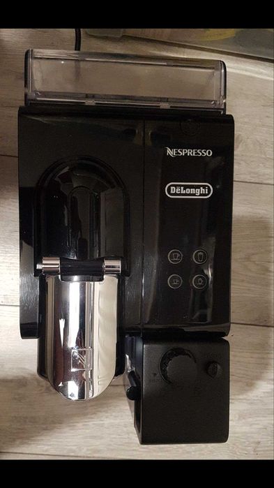 Nesspresso delonghi