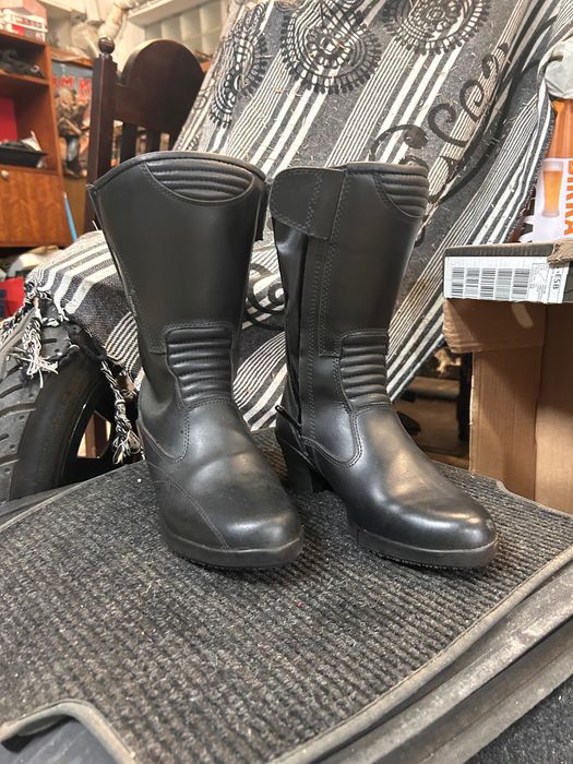 Botas Modeka Mulher