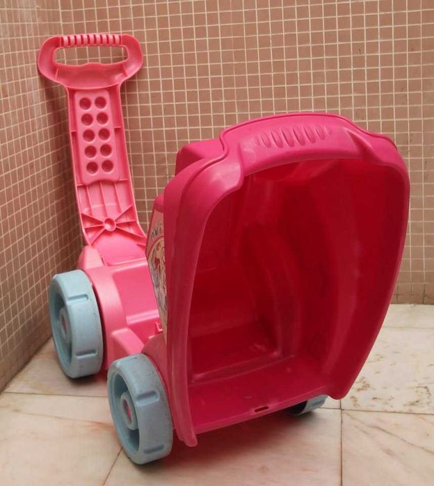 Legos/Mega Bloks Carrinho de Arrastar c/ 110 Blocos de Construção