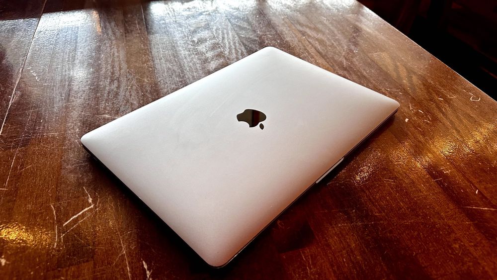 MacBook Pro 13インチ (2019) Intel i7 16GB Apple MacBook Pro 13 i7 8GEN 16GB 512GB SSD RETINA TouchBar