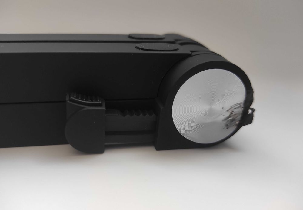 Podstawka pod laptopa Tate Guard od 10 do 17,3 cala Czarna