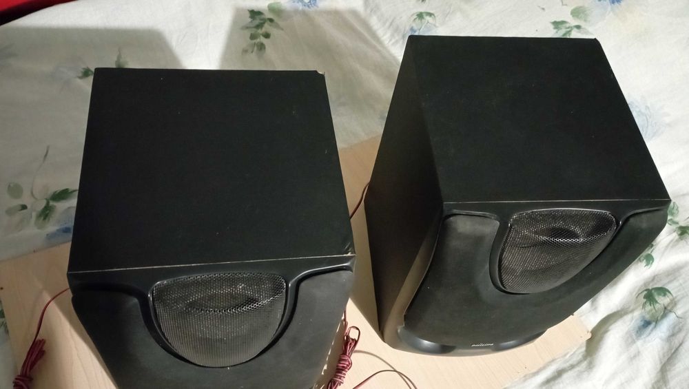 Акустика двухполосная колонки PHILLIPS FB330