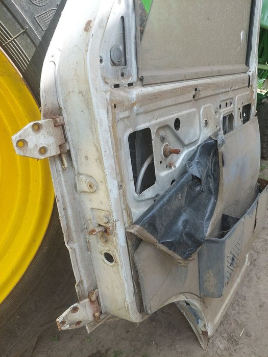 Двері івеко турбодейлі