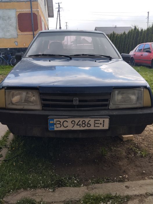 Продам 99 заводиться але сцепленя траба міняти