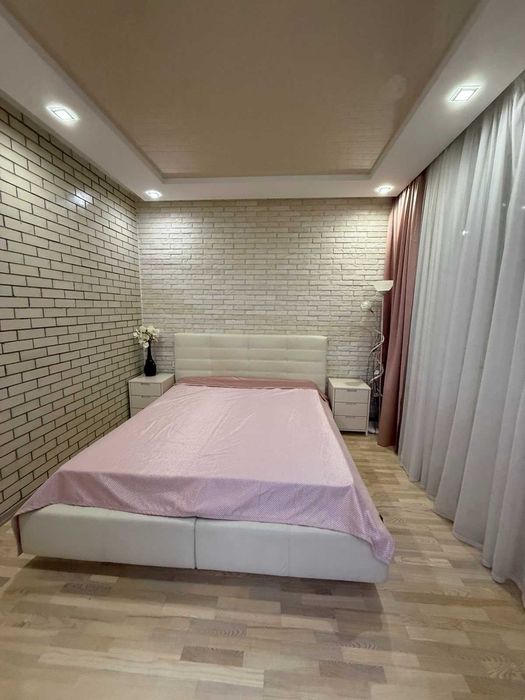 Оренда 3-х кімн квартири (три спальні+ кухня-студіо) Ю.Кондратюка, 5