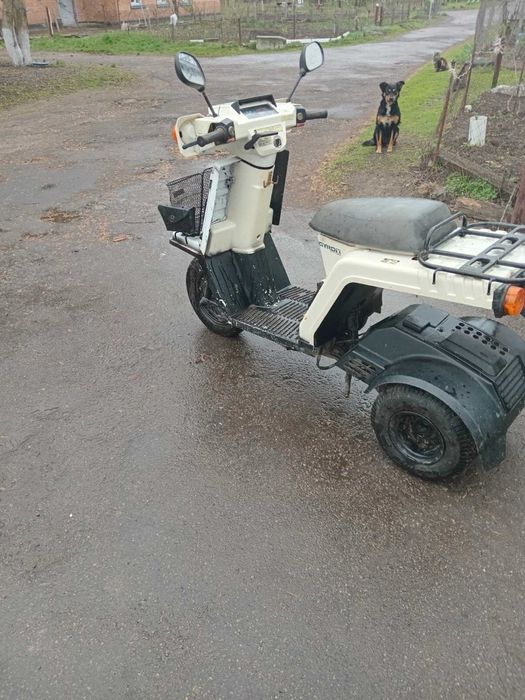Мопед  Honda Gyro