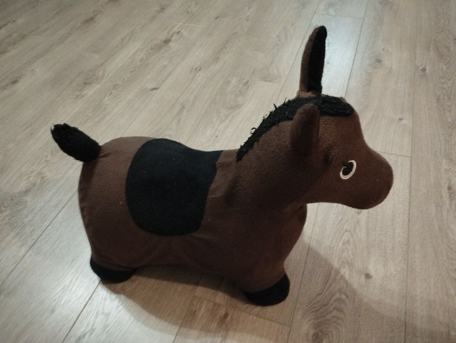 Konik dmuchany dla dziecka, zabawka do skakania