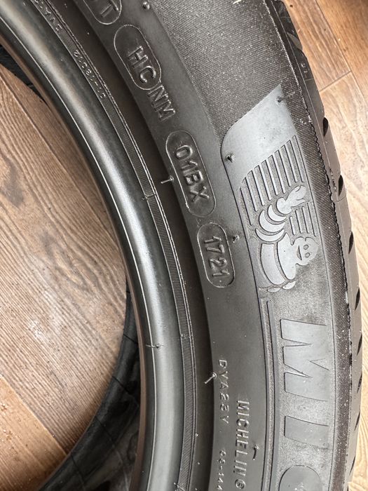 Шини Michelin 235/50/R19