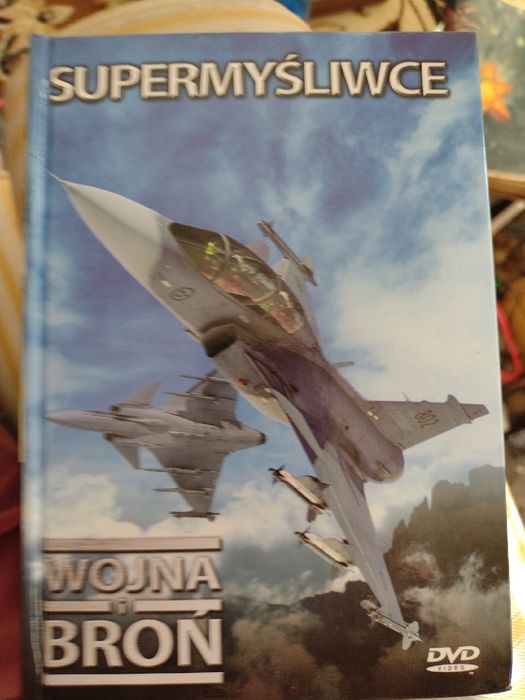 Supermyśliwce z cyklu Wojna i Broń