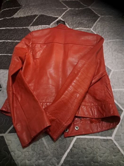 Casaco  vermelho  tipo pele