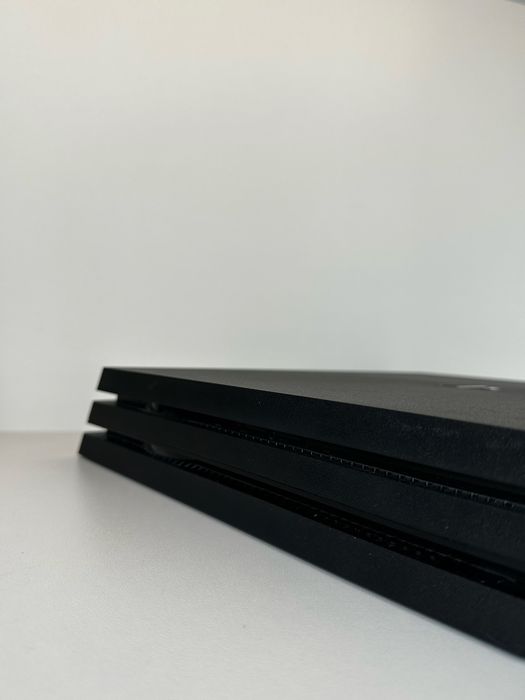 Sony PlayStation 4 Pro 1Tb Black +15ігор б/у