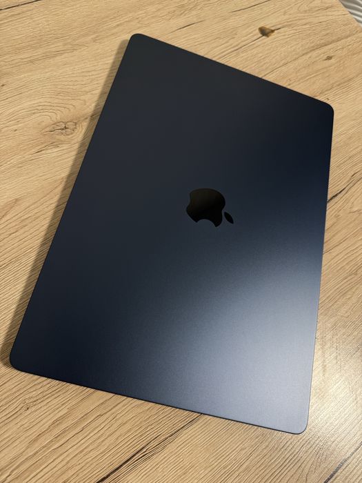 Apple MacBook Air 15 M4 A3241 Midnight