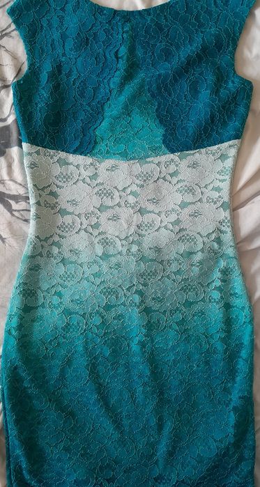 Продам платье б/у