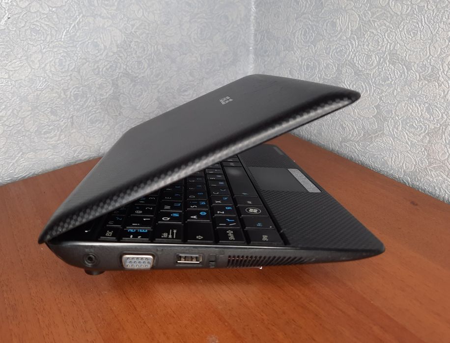 Ноутбук Asus Eee PC 1001/ 2 Gb/ 160 Gb