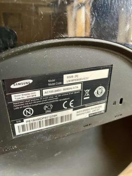 Мониторы компьтерные Samsung 932B 19’ , 732N 17’