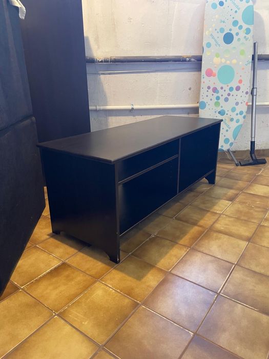 Szafka RTV pod TV