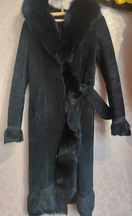 Жіноча дублянка з натуральної шкіри та хутра