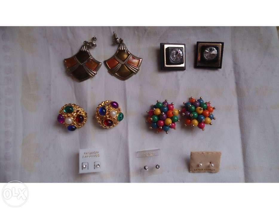 Conjunto de brincos de fantasia