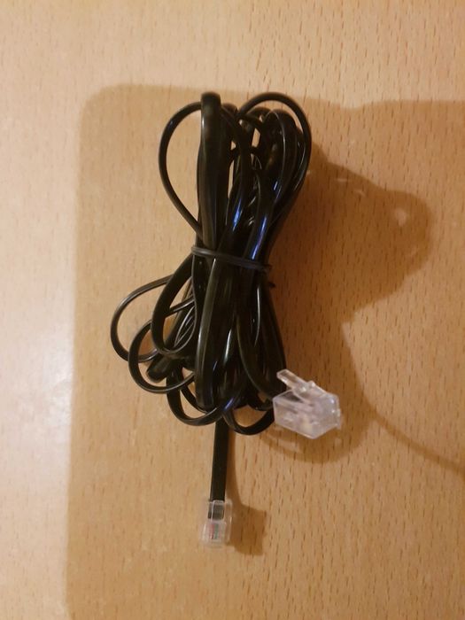 Sprzedam 2 sztuki  kabel telefoniczny - długi