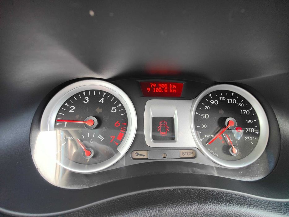 Renault Clio III Hatchback 16V 75 CV 2012