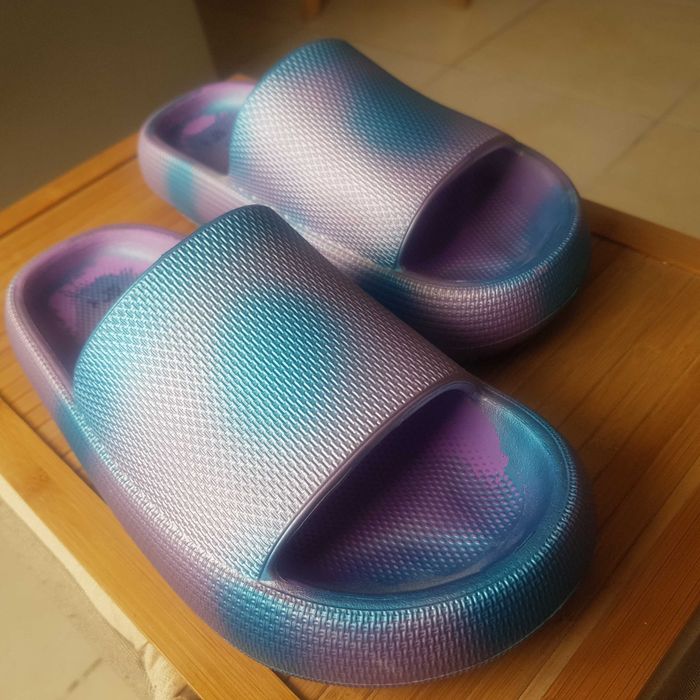Chinelos Outdoor de Verão azul purple de Mulher, como NOVOS