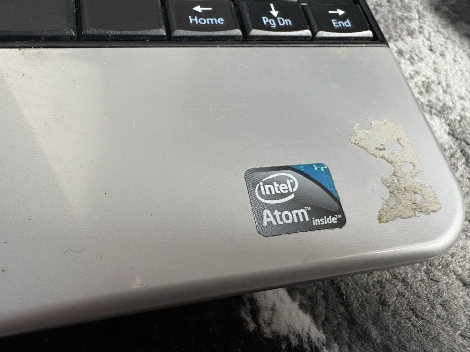 Продам нетбук Dell mini