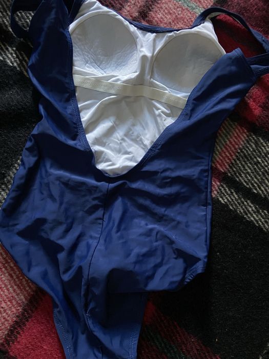 Продам купальник