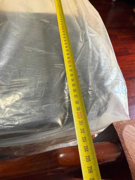 Cama com colchão como novo 1,40 x 1,95