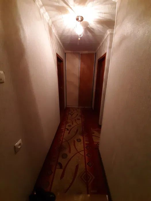 Продам  2-о кімнатну квартиру в Новомиколаївці.