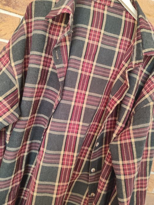 Koszula w kratę viralowa