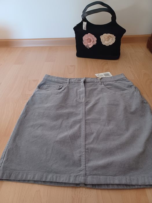 Spódniczka sztruksowa