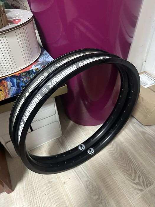 Продам пару ободів на бмх BSD AERO PRO торг