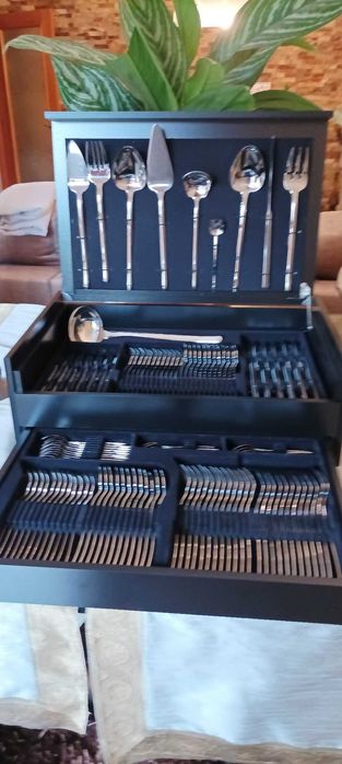 HERDMAR - Stick 130pçs Aço Inoxidável c/ estojo madeira *NOVO*