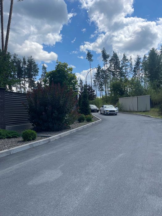 Продам Дом В Эксклюзивном Месте Лесная Часть Стоянки Рядом Озеро