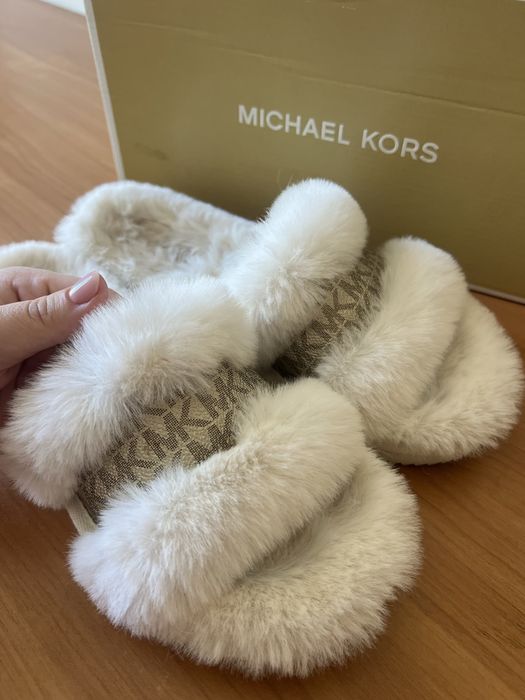 Тапочки Michael Kors, розмір 38.