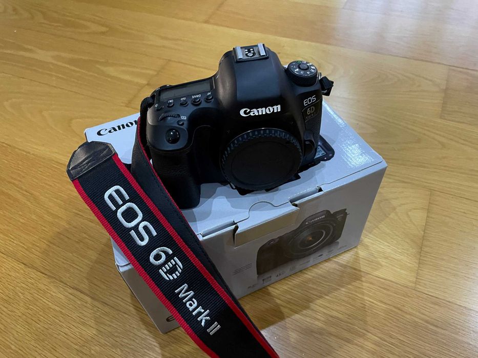 Canon EOS 6D Mark II - Como Nova