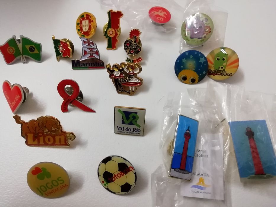 Vendo coleção de Pins