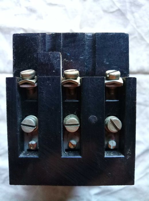 Автоматический выключатель АЕ2016- 10А . АвтоматАЕ2016  на4А.