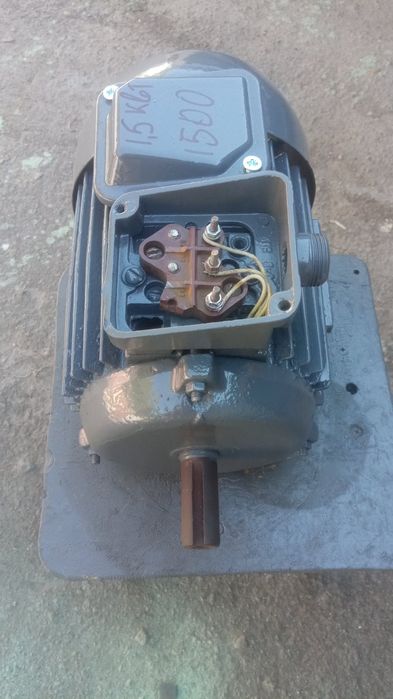 Електродвигун электродвигатель 2.2  1.5 1.1 квт