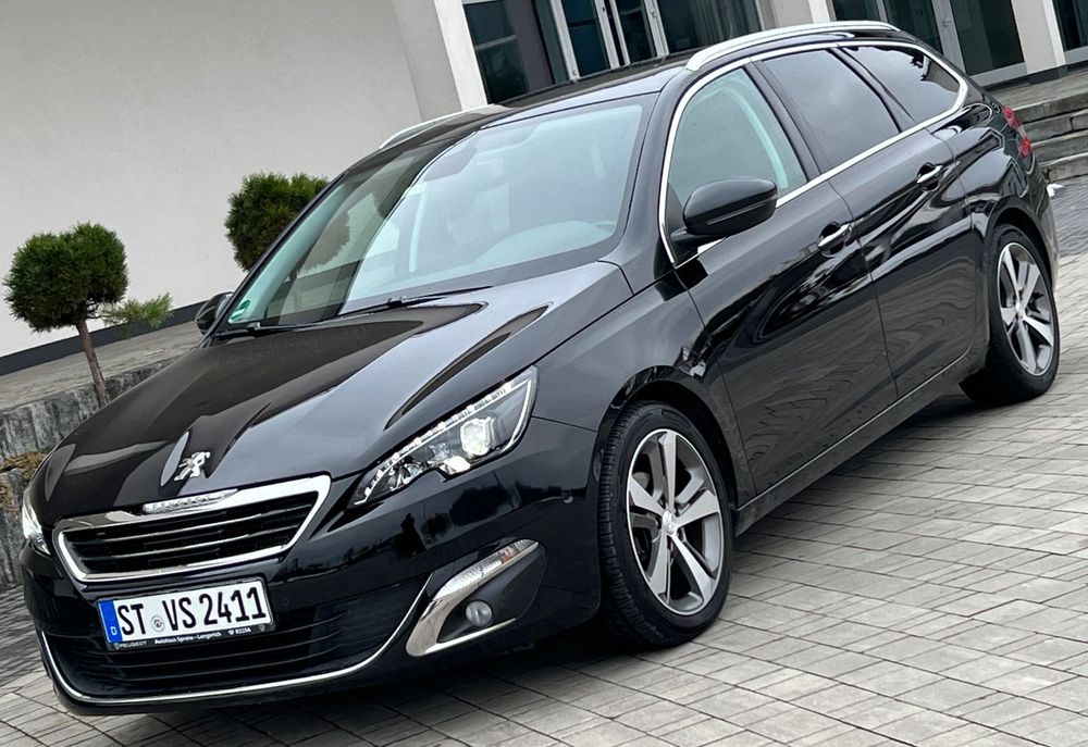 Peugeot 308 Allure, full led kamera, aststent pasa ruchu