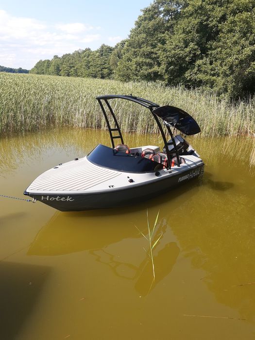 Łódź motorowa !!!