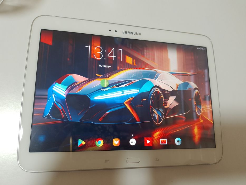 Планшет Samsung Galaxy Tab 3 10"