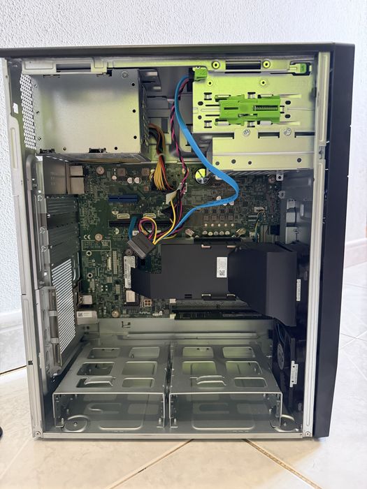 Computador Fujitsu Esprimo P5010
