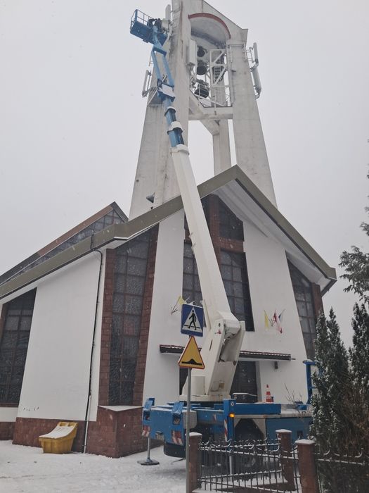 Podnośnik koszowy wynajem 18m 21m 27m 35m 42m 44m Pruszcz Gdański