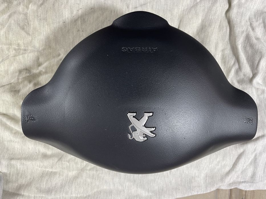 Інші мото кришка подушка безпеки Peugeot Partner інші мото запчастини