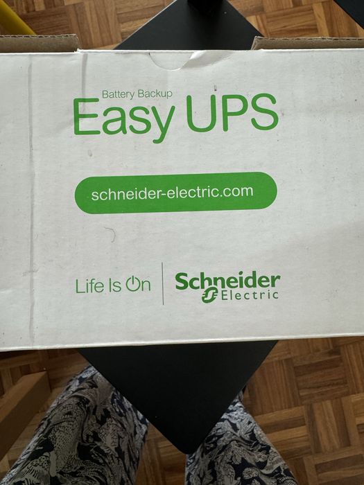 UPS Easy UPS 500VA Shneider Electric