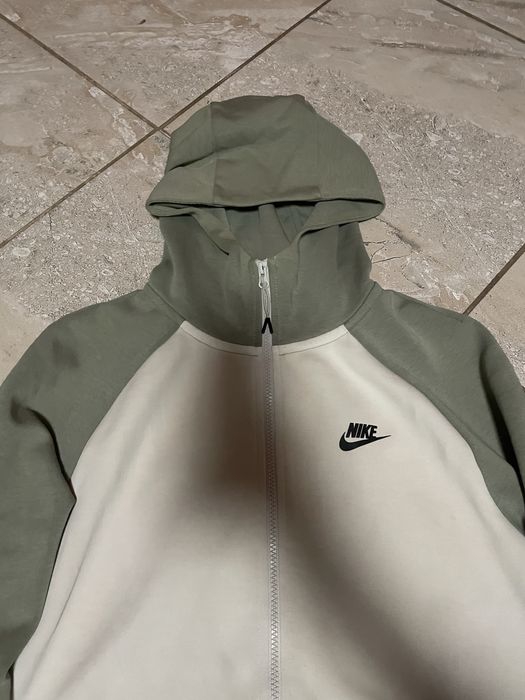 nike tech fleece