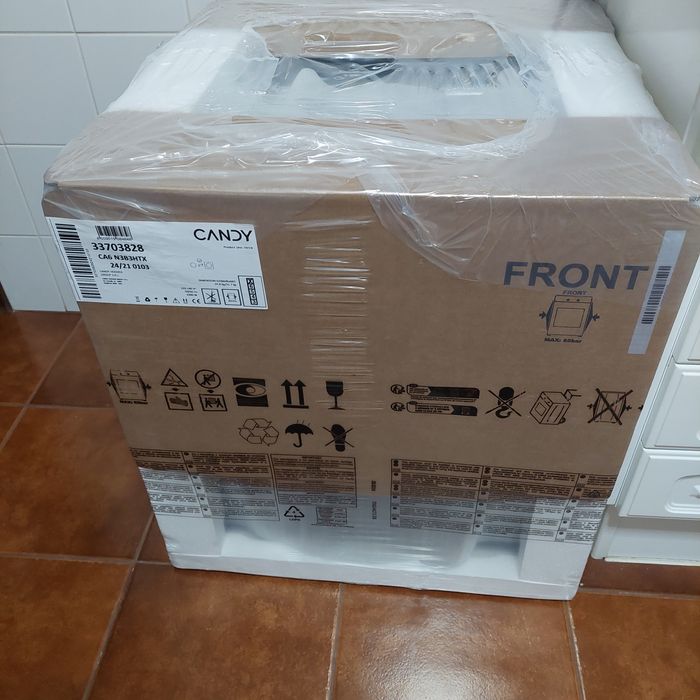 Forno Candy A++ (NOVO) de encastrar