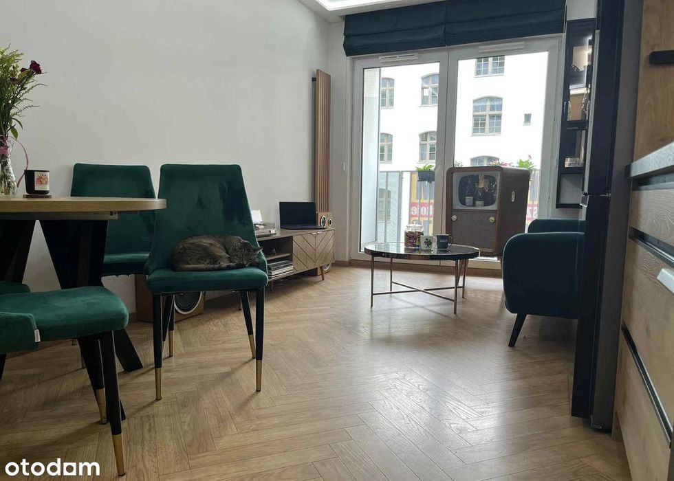 Nowa Manufaktura 3 pokoje klimatyzacja 2 balkony miejsce postojowe